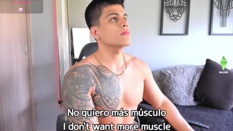 Snapshot of tyler_muscle chatting on 12-09-24, 03:54 David online show from 12-09-24, 03:54