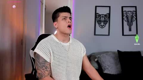 Snapshot of tyler_muscle chatting on 12-29-24, 12:20 David online show from 12-29-24, 12:20