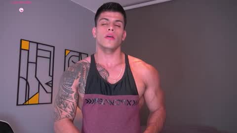 Snapshot of tyler_muscle chatting on 12-16-25, 02:05 David online show from 12-16-25, 02:05