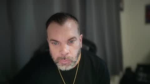 Snapshot of tylerdavidxxx chatting on 06-18-26, 06:56 Tyler David online show from 06-18-26, 06:56