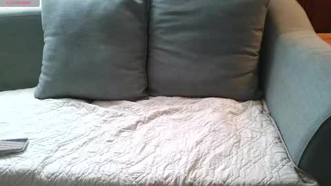 Snapshot of tylersands chatting on 05-23-26, 01:37 Tyler Sands online show from 05-23-26, 01:37