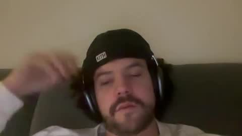 Tyleruzi online show from 12-04-24, 10:41