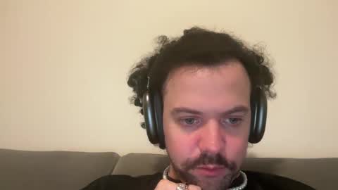 Tyleruzi online show from 12-11-24, 10:27
