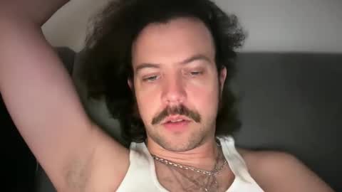 Tyleruzi online show from 05-15-26, 04:30