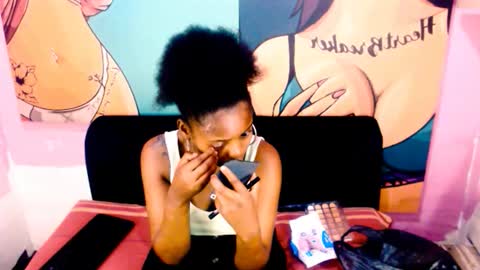 Snapshot of tyrabangz chatting on 09-18-25, 08:22 Tyra online show from 09-18-25, 08:22