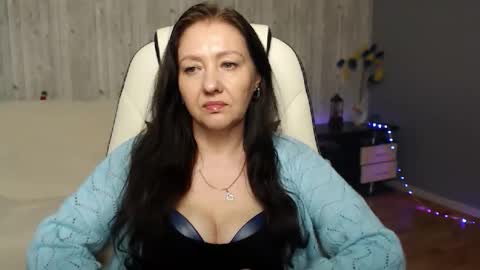 Snapshot of tyramories chatting on 02-15-25, 12:11 tyramories online show from 02-15-25, 12:11