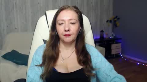 Snapshot of tyramories chatting on 10-10-25, 11:09 tyramories online show from 10-10-25, 11:09