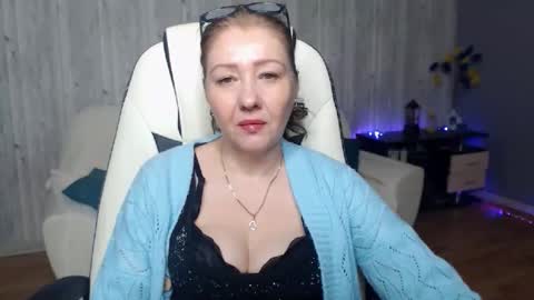 Snapshot of tyramories chatting on 11-30-25, 09:13 tyramories online show from 11-30-25, 09:13