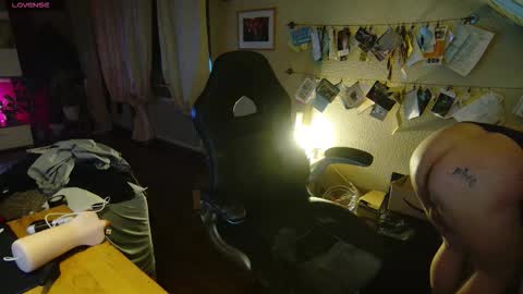 Sascha online show from 03-17-26, 02:16