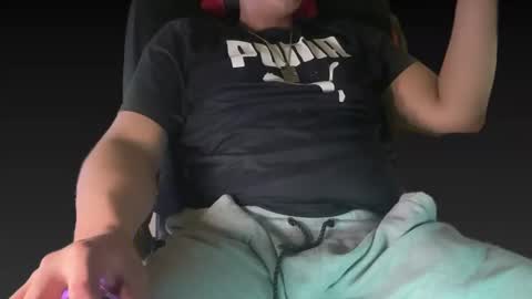 Snapshot of tysean1 chatting on 02-09-25, 09:05 Slong Dong online show from 02-09-25, 09:05