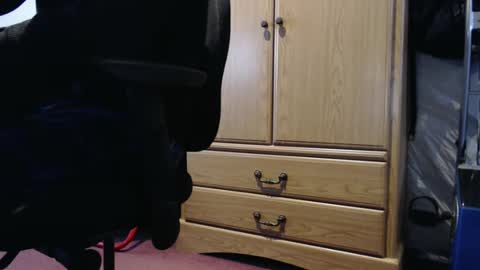 Helena and Tyson online show from 03-06-25, 03:45