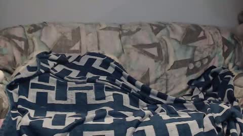 Helena and Tyson online show from 11-23-25, 04:45