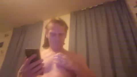 Snapshot of u2232739082 chatting on 06-17-26, 12:13 u2232739082 online show from 06-17-26, 12:13