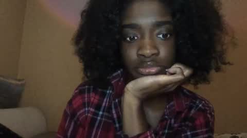 Snapshot of uarentmani24 chatting on 01-11-25, 12:22 Mani online show from 01-11-25, 12:22