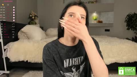 Lili online show from 02-23-25, 04:57