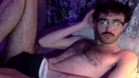 Snapshot of uhhstephen chatting on 11-30-25, 03:21 uhhstephen online show from 11-30-25, 03:21