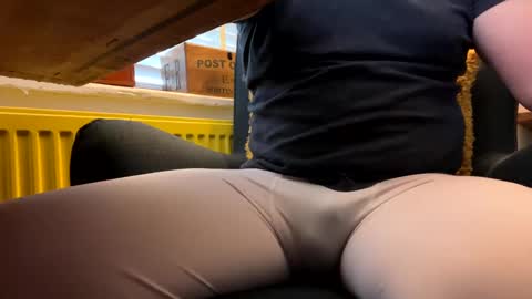 Snapshot of ukclive chatting on 03-06-25, 08:08 ukclive online show from 03-06-25, 08:08