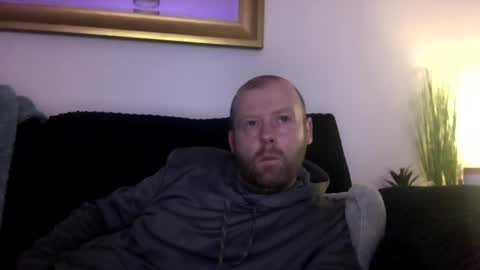 ukmatty3 online show from 03-10-25, 08:23