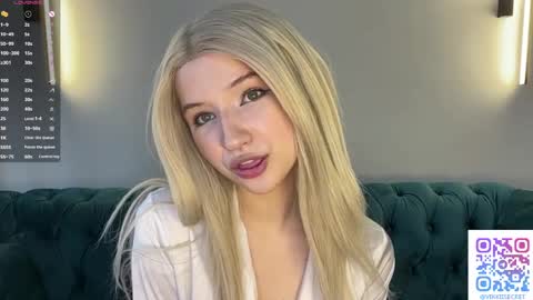 Vikki online show from 05-31-26, 03:30