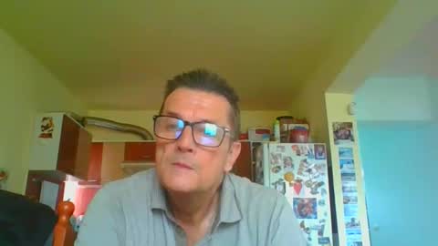 Snapshot of ulmeni4 chatting on 05-07-26, 07:14 ulmeni4 online show from 05-07-26, 07:14