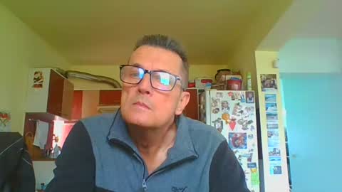Snapshot of ulmeni4 chatting on 05-21-26, 11:28 ulmeni4 online show from 05-21-26, 11:28
