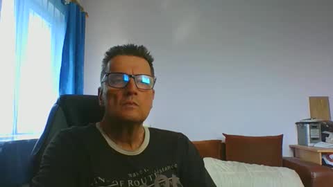 Snapshot of ulmeni4 chatting on 06-03-26, 02:19 ulmeni4 online show from 06-03-26, 02:19