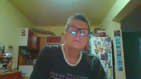 Snapshot of ulmeni4 chatting on 06-10-26, 12:00 ulmeni4 online show from 06-10-26, 12:00