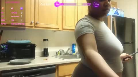 Chanel online show from 12-29-24, 08:15