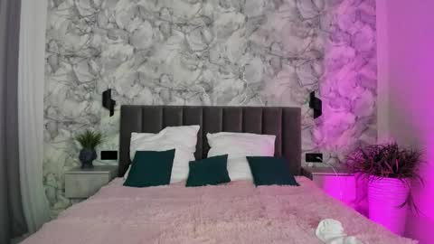 Melena online show from 10-10-25, 02:43