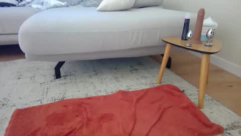 Thib online show from 10-16-25, 03:57