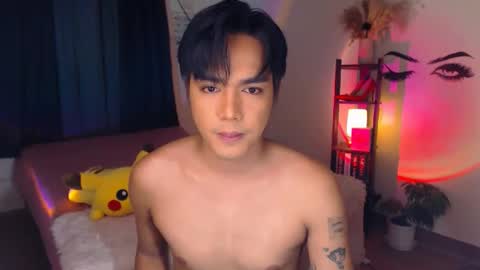 Snapshot of ultimatesexytrans chatting on 02-23-25, 06:34 Alex online show from 02-23-25, 06:34