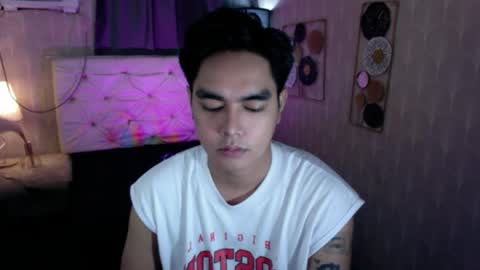 Snapshot of ultimatesexytrans chatting on 11-09-25, 06:17 Alex online show from 11-09-25, 06:17