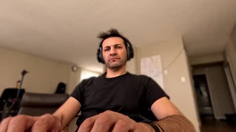 Snapshot of ultratoaster chatting on 02-11-25, 05:07 ultratoaster online show from 02-11-25, 05:07