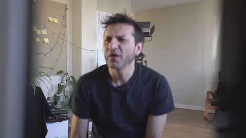 Snapshot of ultratoaster chatting on 03-04-25, 09:00 ultratoaster online show from 03-04-25, 09:00