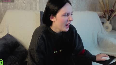 Snapshot of umy_dream chatting on 11-05-25, 01:49 umy_dream online show from 11-05-25, 01:49