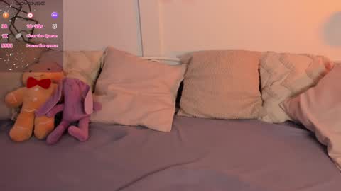 Snapshot of una_medisson chatting on 01-03-25, 09:15 Una online show from 01-03-25, 09:15