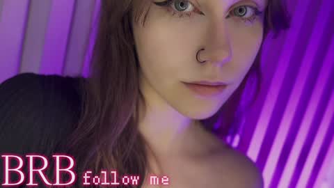 Snapshot of una_medisson chatting on 01-26-25, 01:15 Una online show from 01-26-25, 01:15