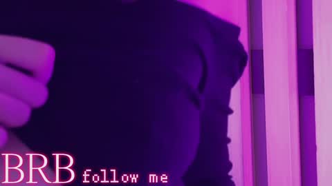 Una  online show from 02-07-25, 01:22