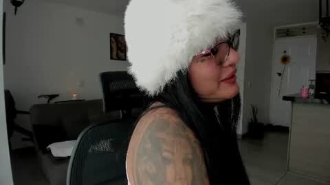 Franchesca  online show from 06-10-26, 06:40