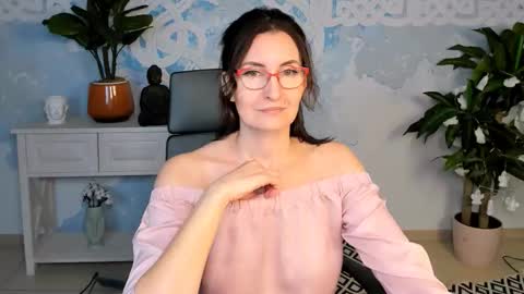 UnaTera online show from 11-01-25, 05:20