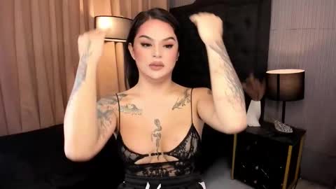 Lady tan online show from 10-17-25, 06:43