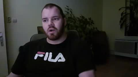 Snapshot of uncut_strong chatting on 12-14-24, 09:45 Uncut Strong online show from 12-14-24, 09:45