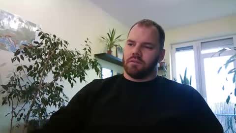 Snapshot of uncut_strong chatting on 12-15-25, 01:26 Uncut Strong online show from 12-15-25, 01:26