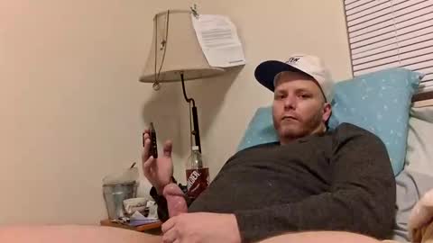 Snapshot of uncutbro420 chatting on 01-28-25, 09:41 Uncut Bro online show from 01-28-25, 09:41