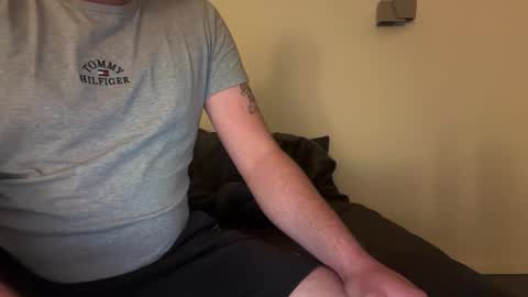 Tom online show from 10-10-25, 01:15