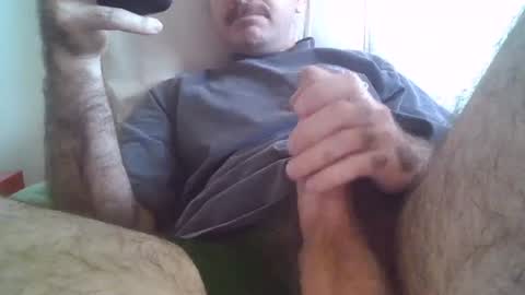 Snapshot of uncutgems818 chatting on 12-21-25, 08:16 uncutgems818 online show from 12-21-25, 08:16