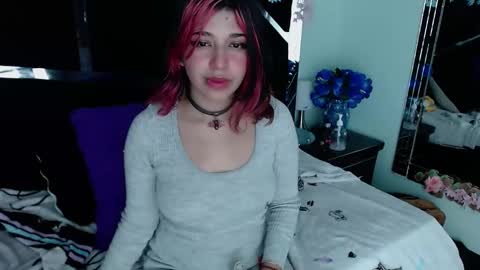 Snapshot of underbaby_ chatting on 03-01-25, 07:37 UnderBaby online show from 03-01-25, 07:37