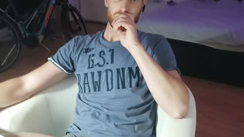 Slave4play online show from 09-11-25, 02:22