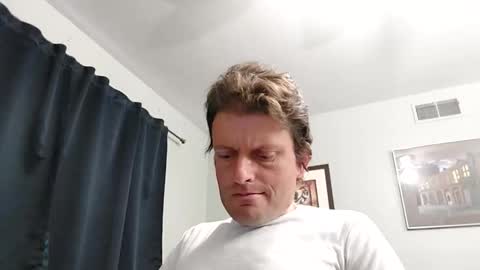 Snapshot of undress_me_ chatting on 04-20-26, 10:40 undress me online show from 04-20-26, 10:40