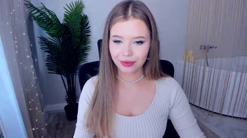 Snapshot of unforgettablalice chatting on 01-16-25, 11:37 Alice online show from 01-16-25, 11:37